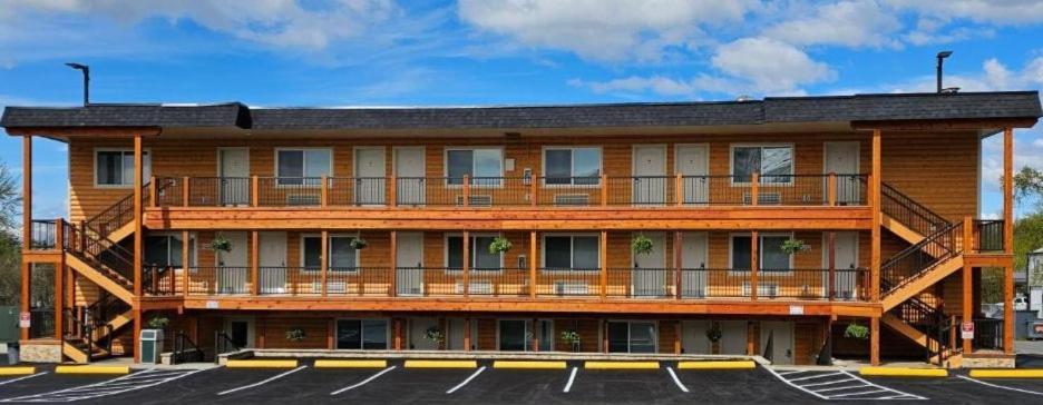 Eagle River Lodge מראה חיצוני תמונה